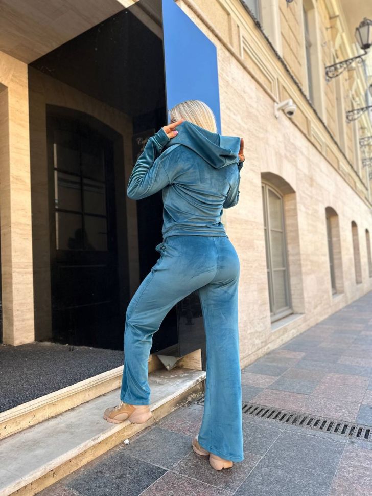 Костюм Розмір: 42-44, 46-48, 50-52 S4810