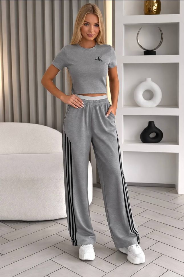 Костюм Розмір: 42-44, 46-48 S7109