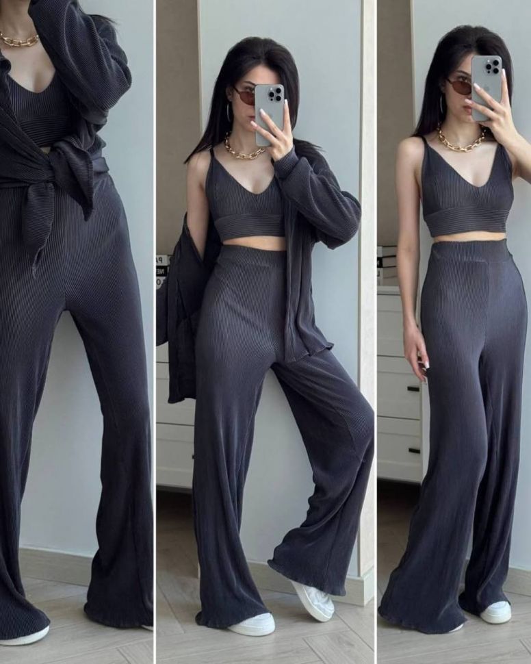 Костюм Розмір: 42-46 Oversize S9612