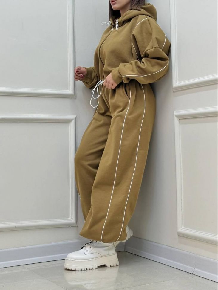 Костюм Розмір: 42/48 oversize S3415